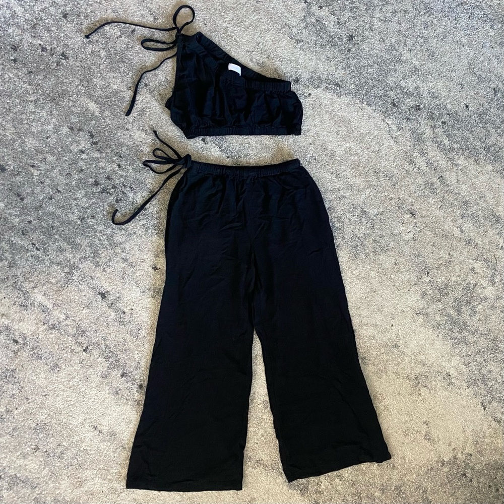 ISALIS 2 PIECE SET SIZE MEDIUM